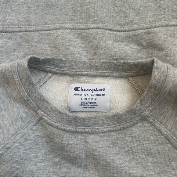 CHAMPION Crop Crewneck - Picture 7 of 8